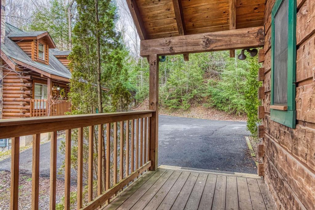 גטלינבורג Mountain Eden, Hot Tub, Resort Pool, Wifi, 1089 Free Tickets Each Paid Day, Dollywood And More מראה חיצוני תמונה